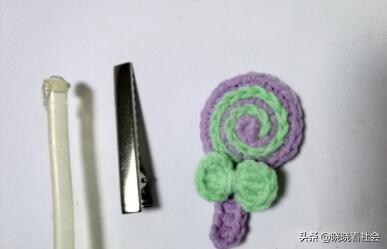 用剩毛线织的针织发夹!可爱到犯规 用剩毛线织的针织发夹!可爱到犯规